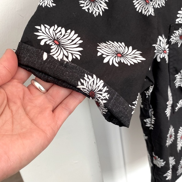 Vans Floral Collared Button Down Shirt - Picture 4 of 6